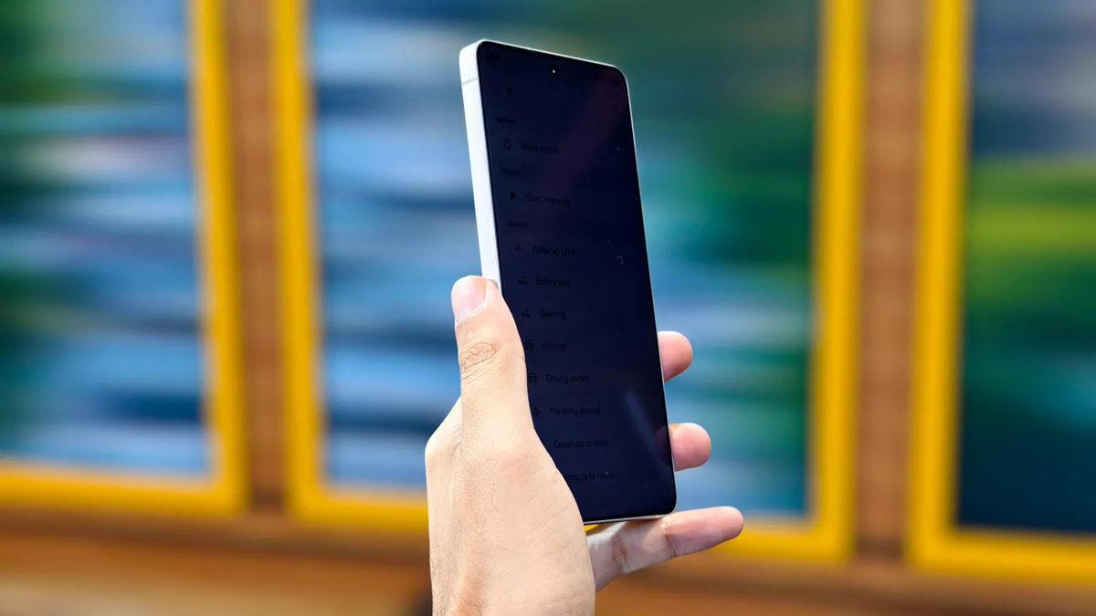 Samsung Galaxy S26 Ultra “Hayalet Ekran” (Privacy Display) Nedir, Ne İşe Yarar ve Nasıl Çalışır? - Görsel 2