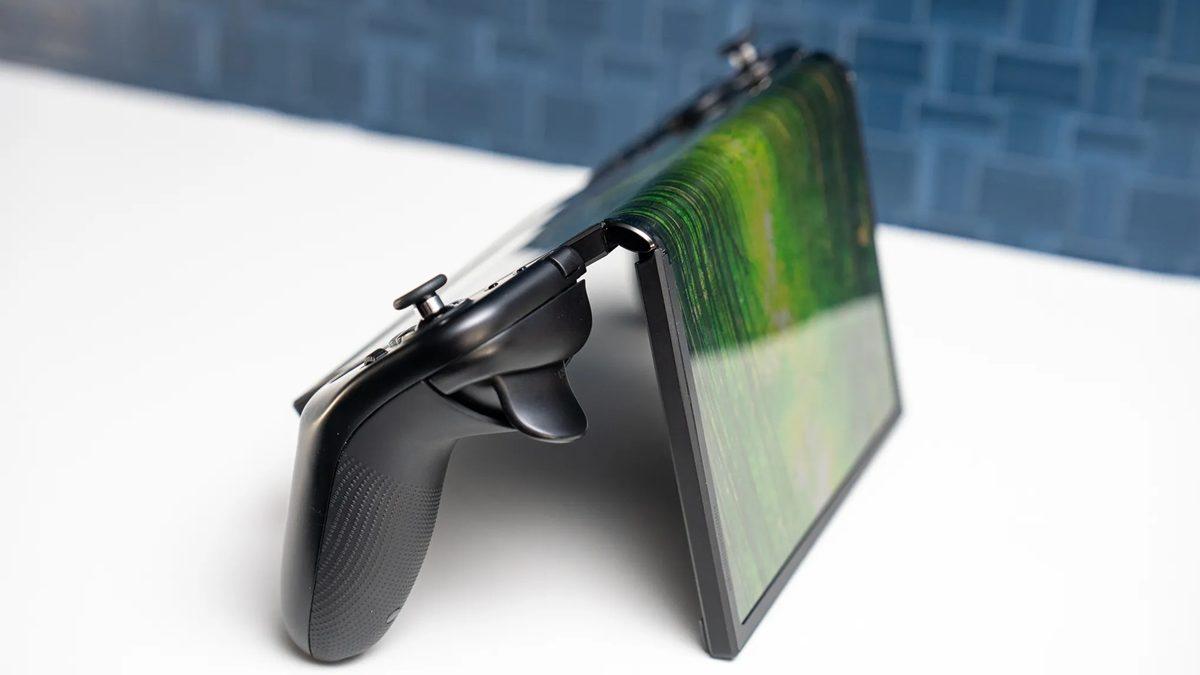 Lenovo Legion Go Fold Concept: Katlanabilir Ekranlı Oyun Cihazı El Konsolu, Tablet ve Mini Laptop Oluyor - Görsel 3