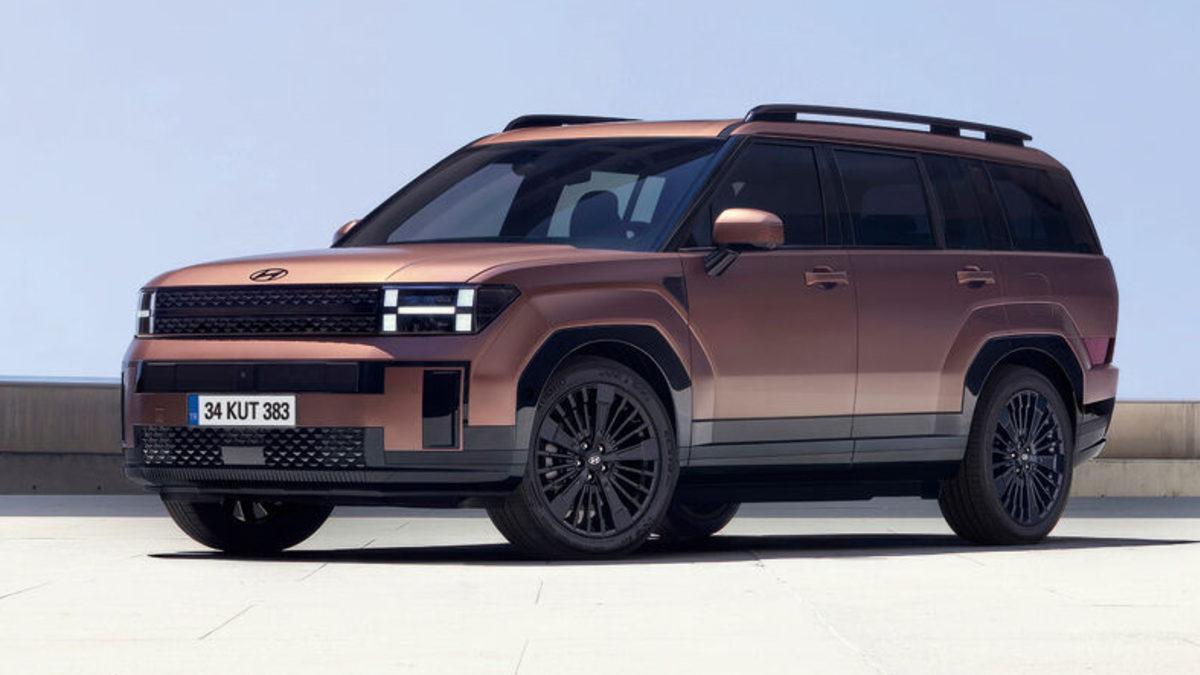 Hyundai’ın Eylül 2025 Fiyatları Açıklandı: SANTA FE Hibrit’e İndirim, Diğer Modellere Zam!