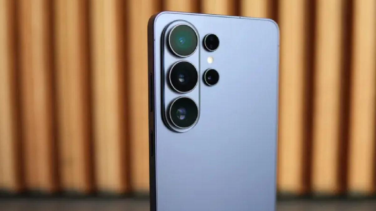 Samsung’un Galaxy S26’daki “Sanal Diyafram” Yeniliği Eski Galaxy Telefonlara da Gelebilir - Görsel 1
