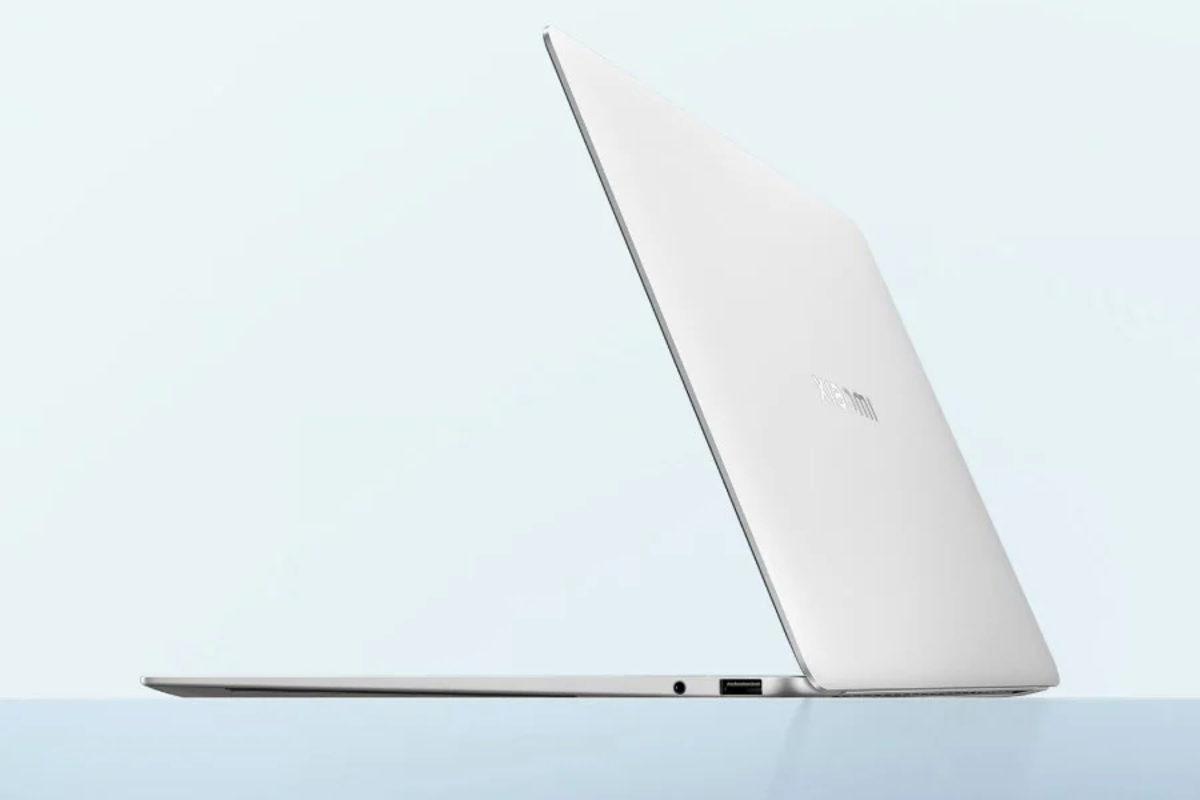 Xiaomi Book Pro 14 Yolda: 3 Yıl Aradan Sonra Yeni Laptopun Tasarımı ve İlk Teknik Detaylar 19 Xiaomi Book Pro 14 Yolda: 3 Yıl Aradan Sonra Yeni Laptopun Tasarımı ve İlk Teknik Detaylar - Görsel 2