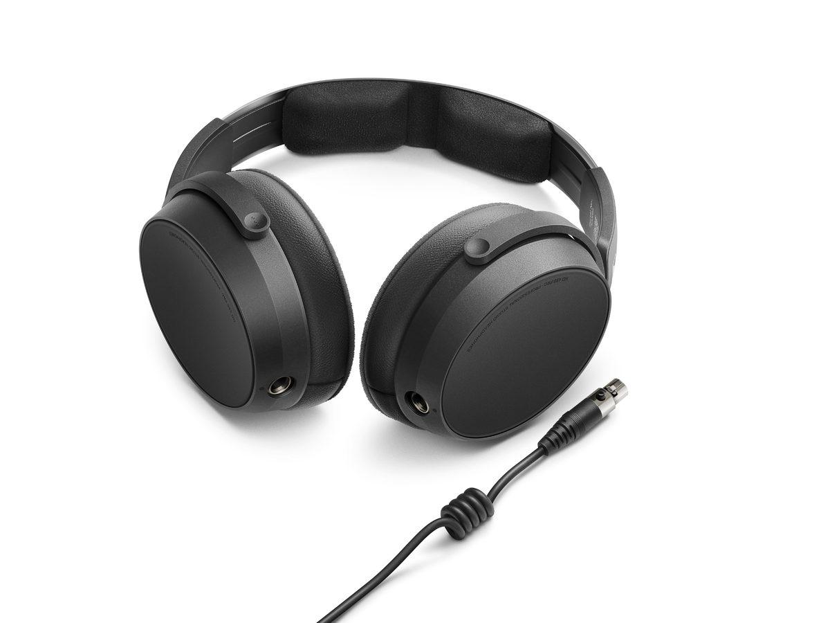 Sennheiser HD 480 PRO İncelemesi: Profesyonel Ses Deneyimini Yeniden Tanımlayan Kulaklık 19 HD_480_PRO_Product_Shot_Cutout_Special_Angle_mr