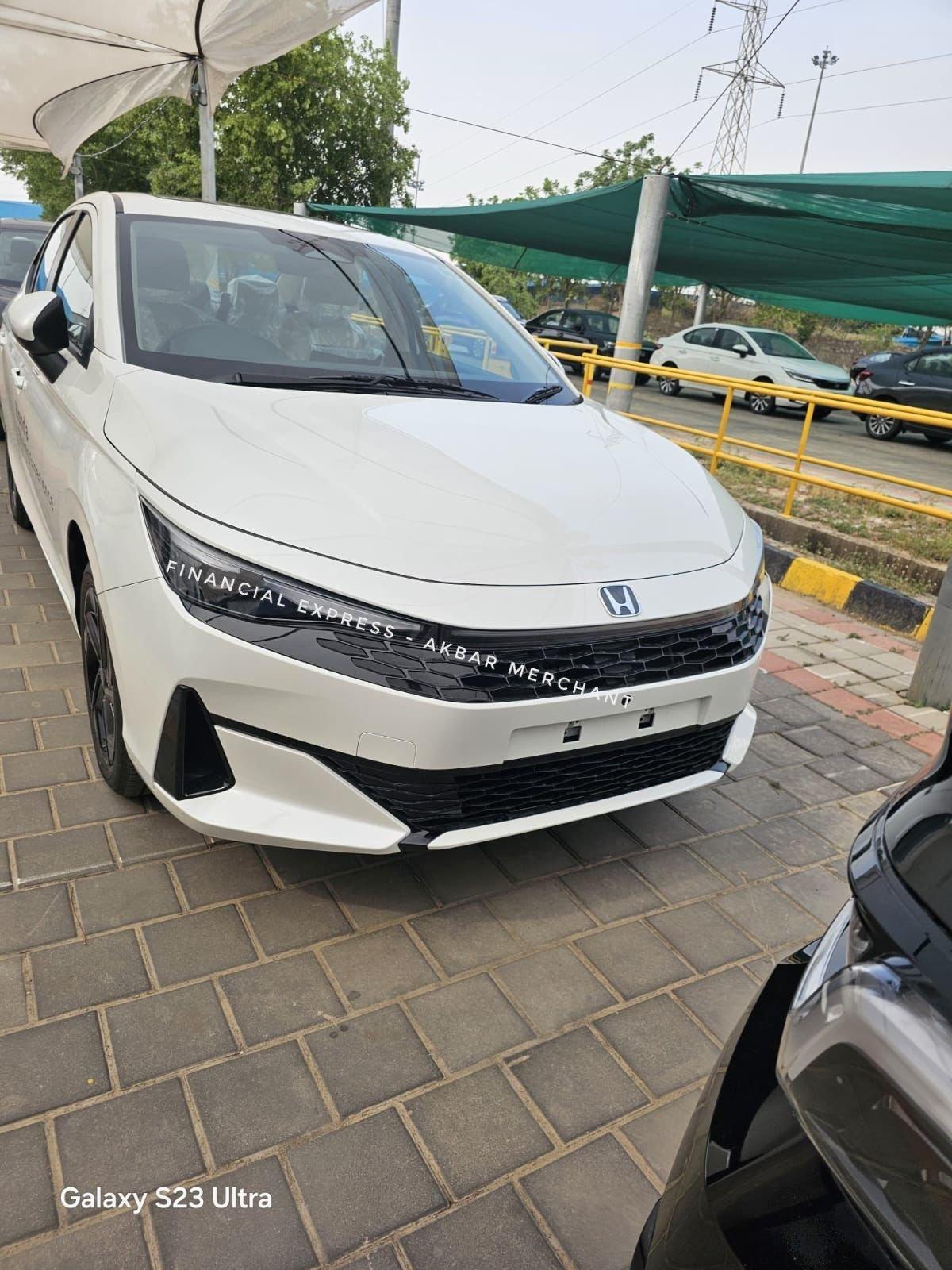 2026 Honda City'nin Radikal Yenilenmesi Sızdırıldı: Tasarım Değişiklikleri ve Tanıtım Detayları 23 city1