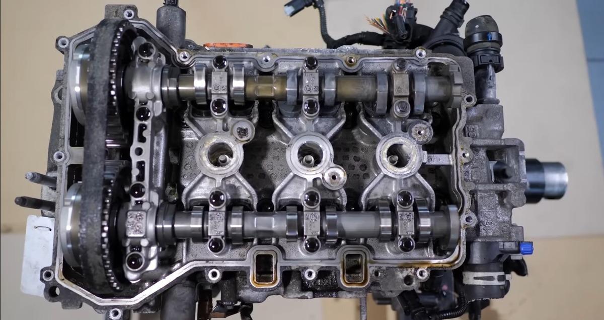 1.2 PureTech Motoru için Yağlı Kayışı Zincir Sistemine Dönüştürme Kiti: Nasıl Yapılır, Güvenli mi ve Maliyet Nelerdir? - Görsel 6