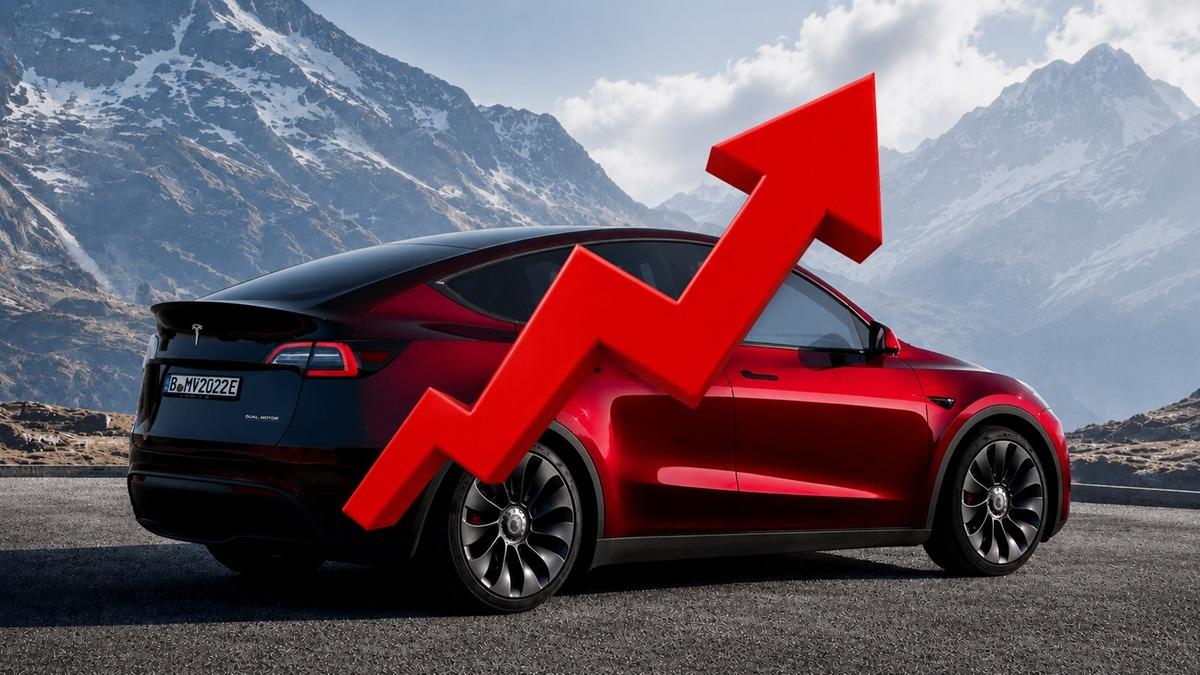 Tesla Model Y Türkiye Fiyat Listesinde Yükseliş: Baz Model Fiyatını Korurken Üst Donanımlar Zamlandı 18 Tesla Model Y, Türkiye'de Zamlandı: İşte Yeni Fiyatlar!