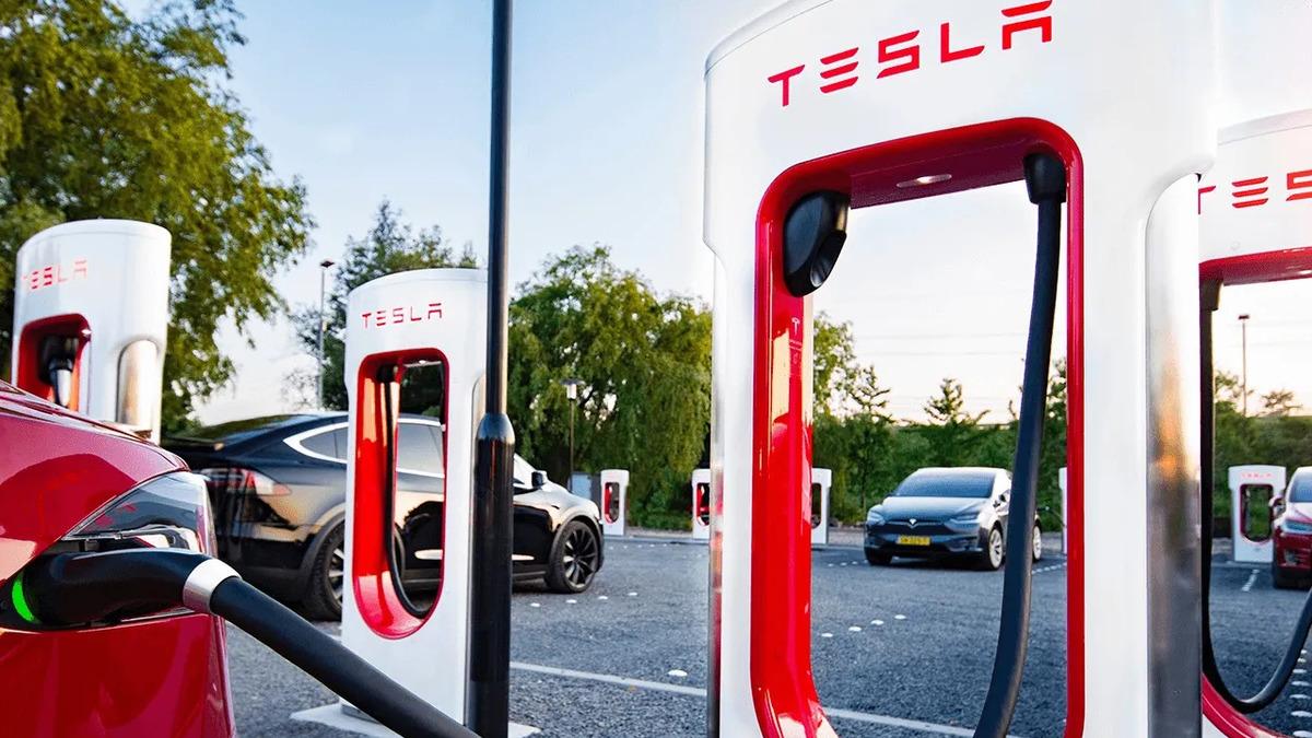 Tesla Supercharger Fiyatlarına Zam Geldi: İşte Yeni Fiyatlar 22 Tesla Supercharger Fiyatlarına Zam Geldi: İşte Yeni Fiyatlar - Görsel 5