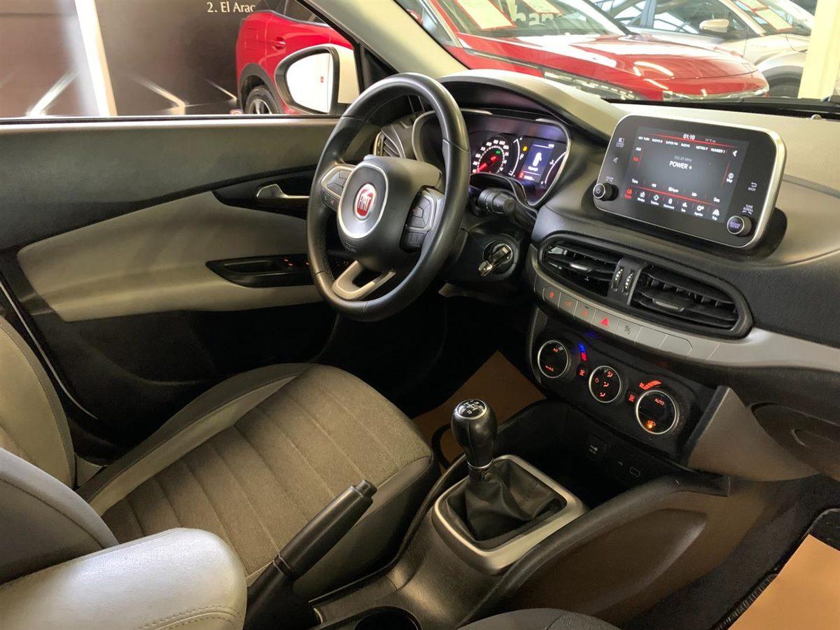 Fiat Egea City Modu Nedir, Ne İşe Yarar? Yakıt Tüketimini Etkiler mi? 28 fiat egea araç içi