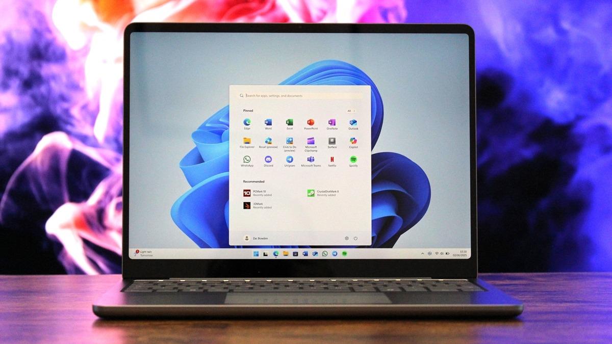 Windows 11'in 5 Yıllık Bekvettiği Özellik: Taşınabilir Görev Çubuğu Test Aşamasına Girdi! 23 Windows 11'in En Çok İstenen Özelliği Nihayet Geliyor: Test Edilmeye Başlandı!