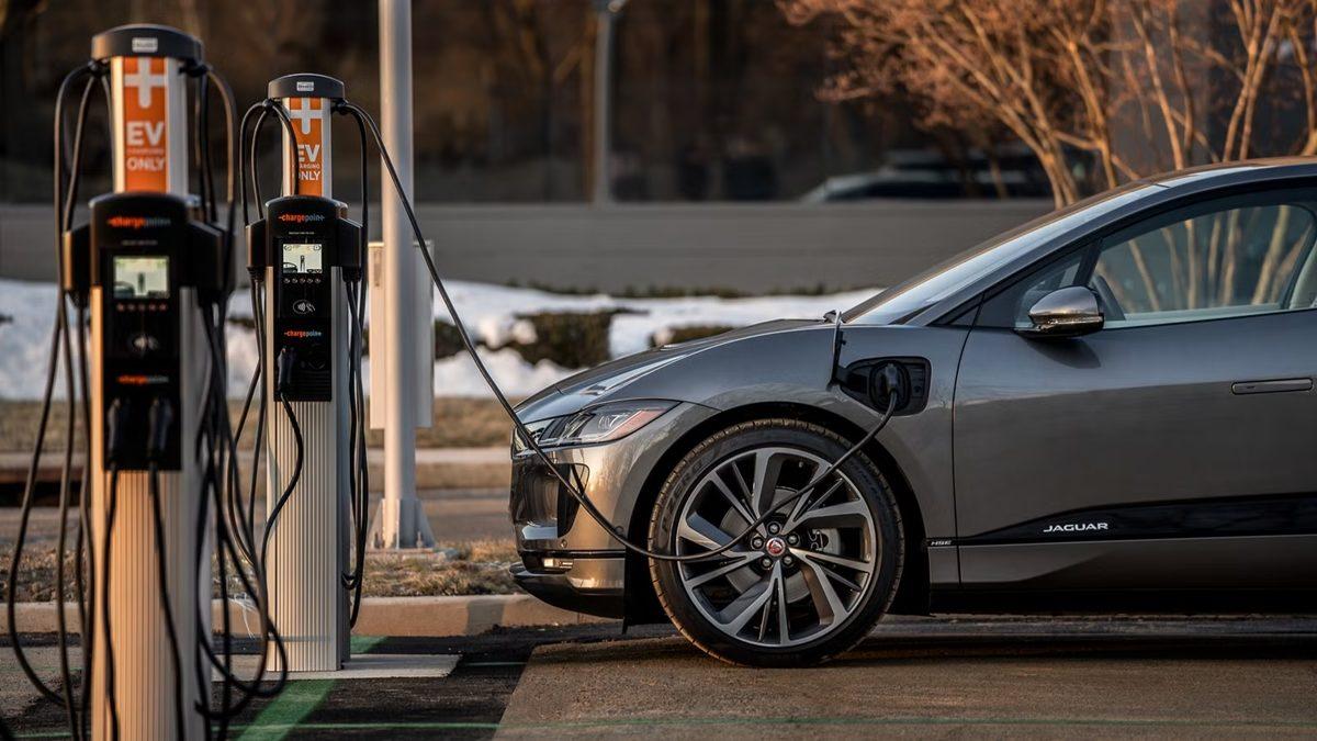 Elektrikli Araçlar, Yüksek Kilometrelerde Benzinli Milletin Yerini Alıyor 19 Elektrikli Araçlar, Yüksek Kilometrelerde Benzinli Milletin Yerini Alıyor - Görsel 8