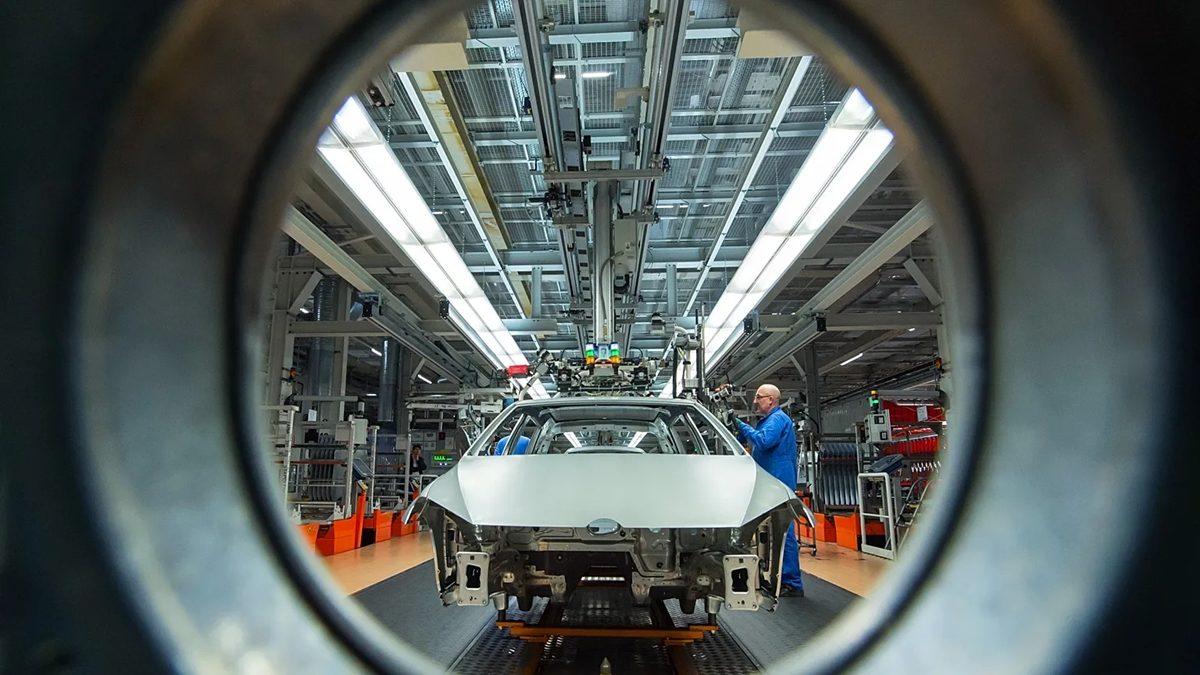 Volkswagen ve Audi'de Direksiyon Krizi: Milyonlarca Araç Geri Çağrılıyor! - Görsel 3