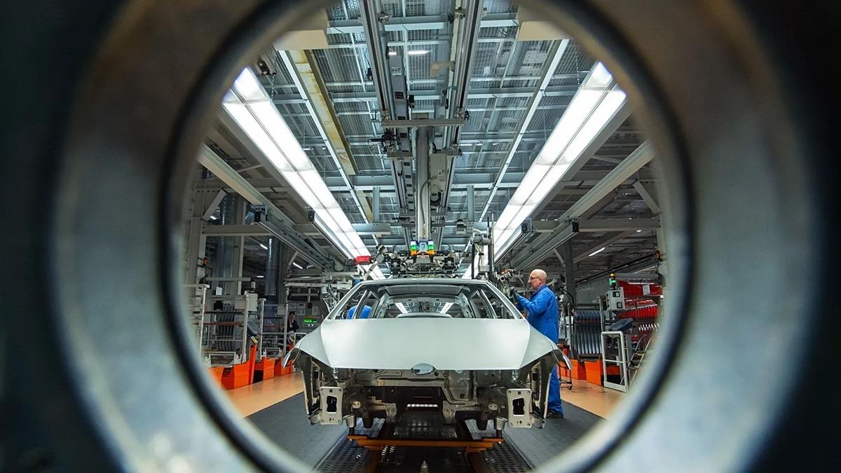Volkswagen ve Audi'de Direksiyon Krizi: Milyonlarca Araç Geri Çağrılıyor! - Görsel 6