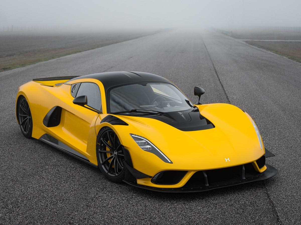 Dünyanın En Güçlü 10 Arabası: 2025'in 3.000 HP Üstü Süper Arabaları 23 Hennessey Venom F5 Evolution - 2.031 bhp